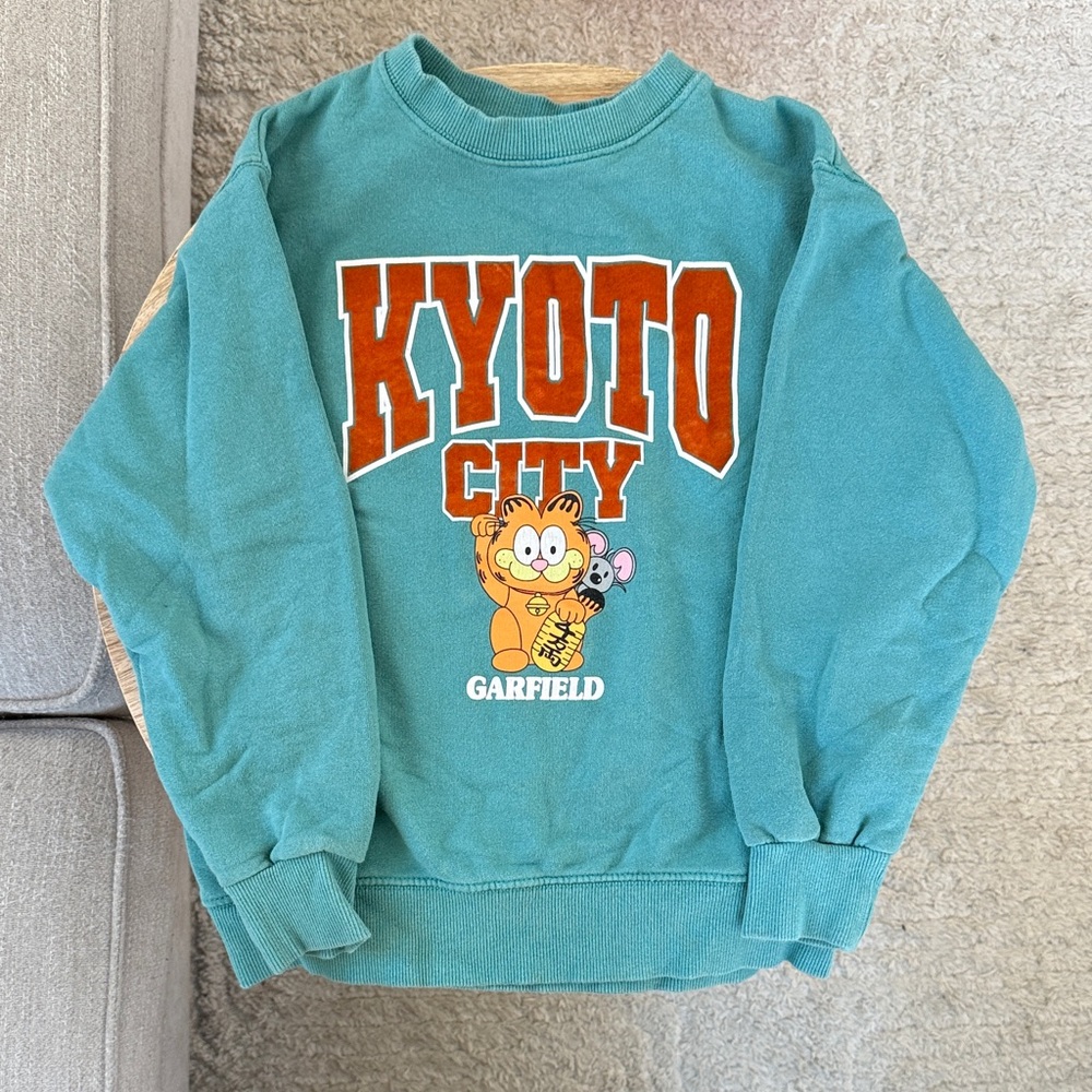 Zara x Garfield Kyoto City Crewneck
